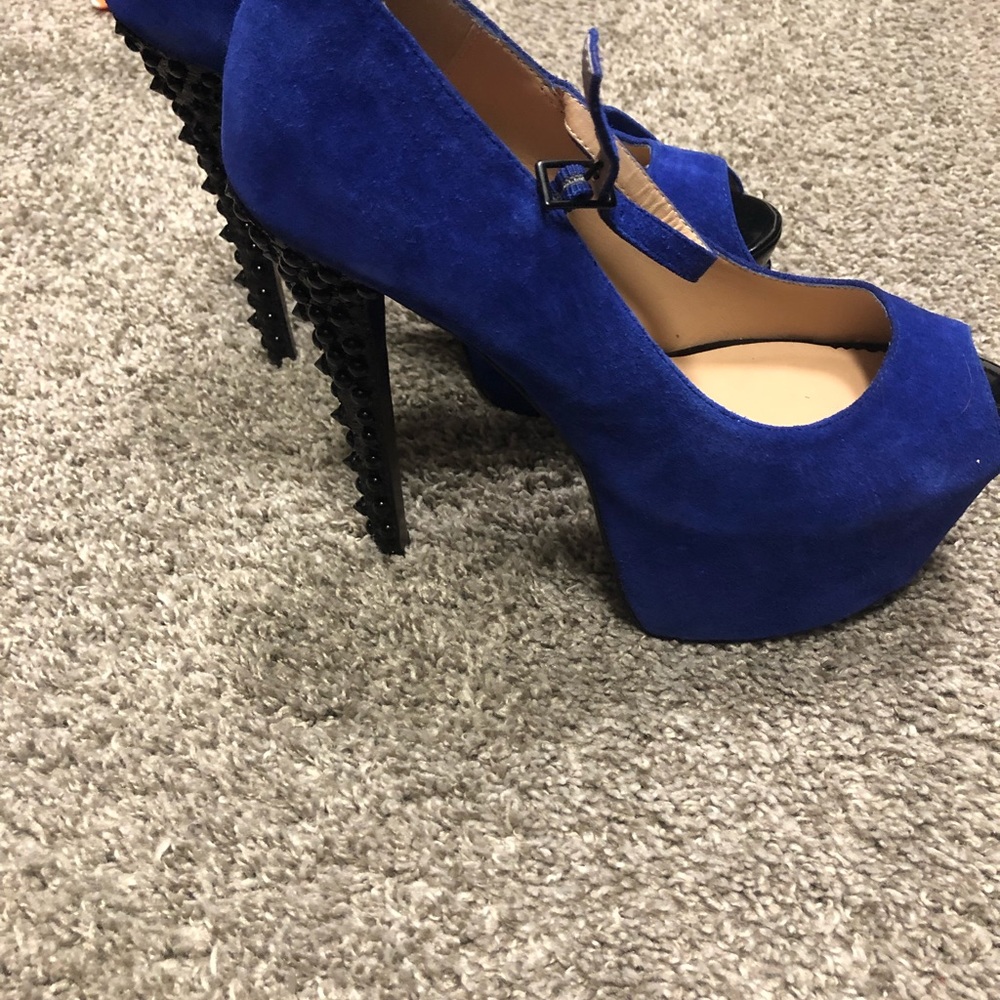 COPY - Betsy Johnson HIGH heels